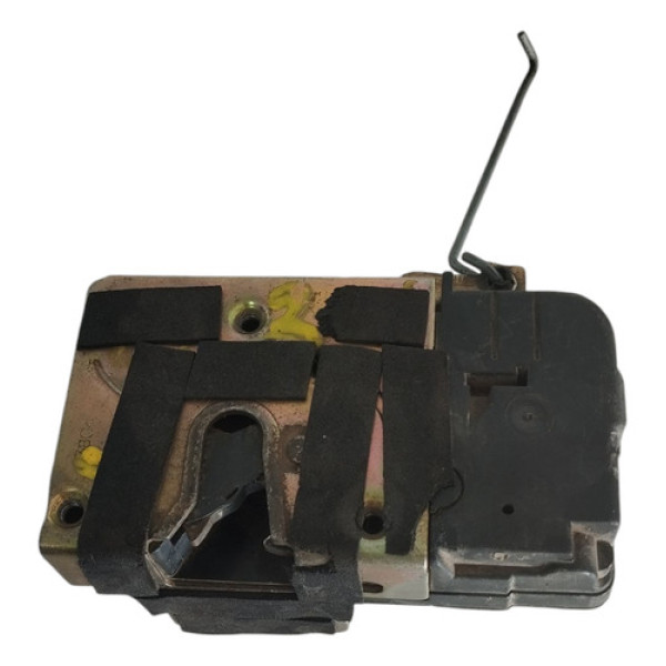 Fechadura Porta Dianteira Direita Chevrolet Vectra1999cx357e