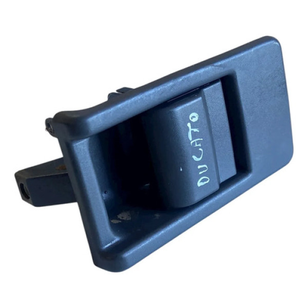 Maçaneta Interna Porta Lateral Fiat Ducato 2009 Cx506 Mw Cinza-escuro Dianteira