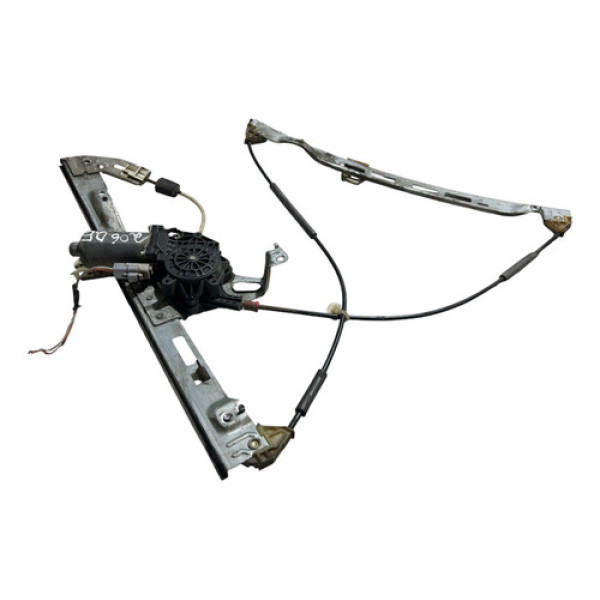 Máquina Vidro Diant Esquerdo Peugeot 206 2002 A 2010 Cx130s