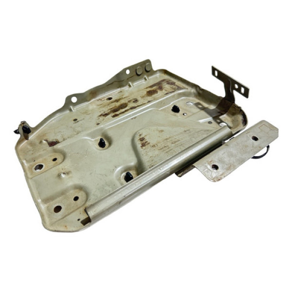 Suporte Base Bateria Nissan Versa 1.6 2018/2019 Cx43s