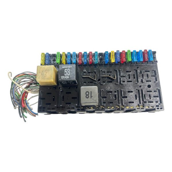 Caixa De Fusível Polo Classic 2001 Cx17s