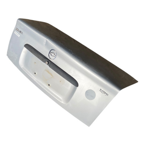 Tampa Traseira Chevrolet Corsa Sedan 1999/200 C/detalhe! Mw