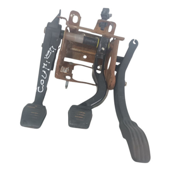 Pedaleira Courier 1.6 8v 2006 2007 D Cx371