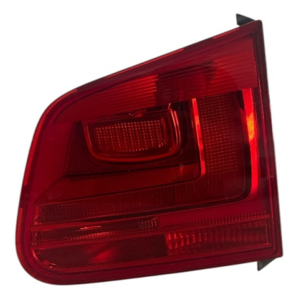 Lanterna Tampa Traseira Lado Direito Vw Tiguan 2010 Cxg15 Mw